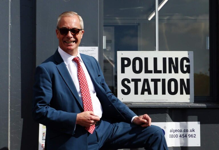 Labour haemorrhages council seats to Reform as Starmer faces pressure to quit