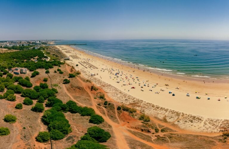 Algarve aims to lead in business and luxury tourism